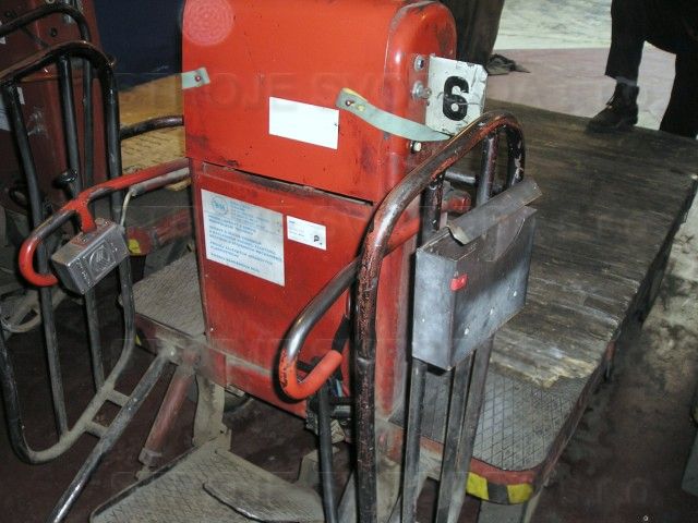 Vozík elektrický  (4.5.200 Vozik elektricky .jpg)